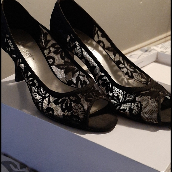 FAIR set - black Lace pumps - Picture 3 of 4